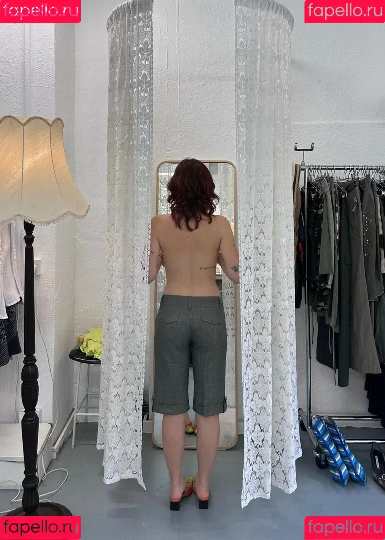 Lara Adkins Onlyfans Photo Gallery 