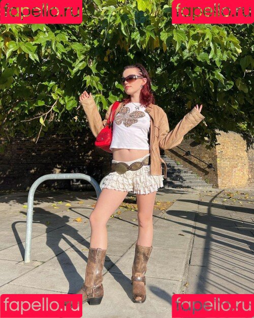 Lara Adkins Onlyfans Photo Gallery 