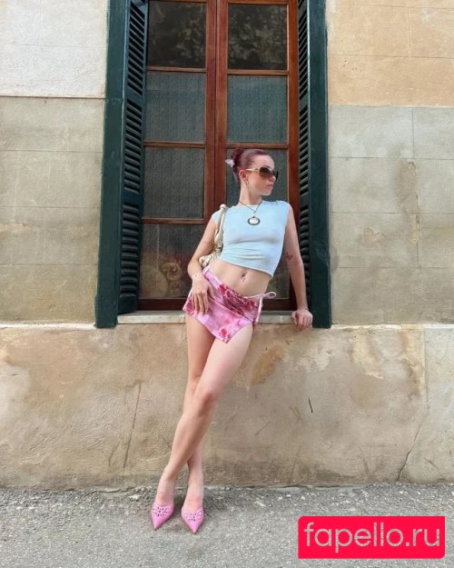 Lara Adkins Nude Onlyfans Photo 51