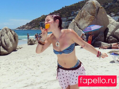 Lara Adkins Nude Onlyfans Photo 25