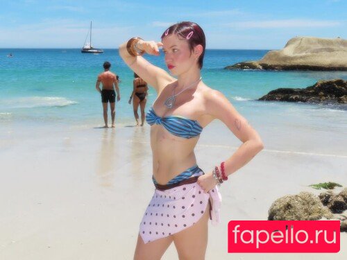 Lara Adkins Nude Onlyfans Photo 23