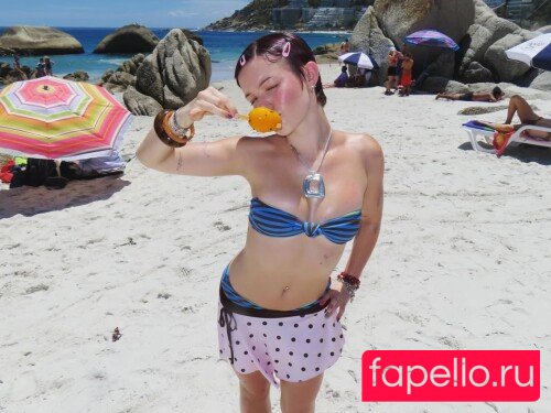 Lara Adkins Nude Onlyfans Photo 20