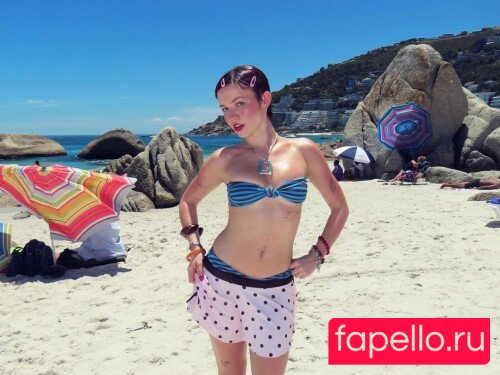 Lara Adkins Nude Onlyfans Photo 21