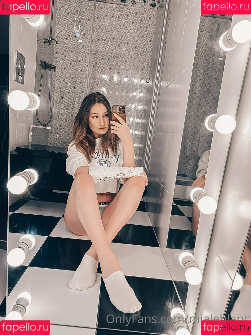 mialeblanc Onlyfans Photo Gallery 