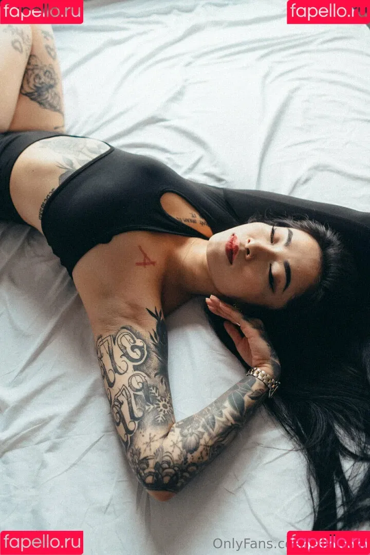 asianina Onlyfans Photo Gallery 