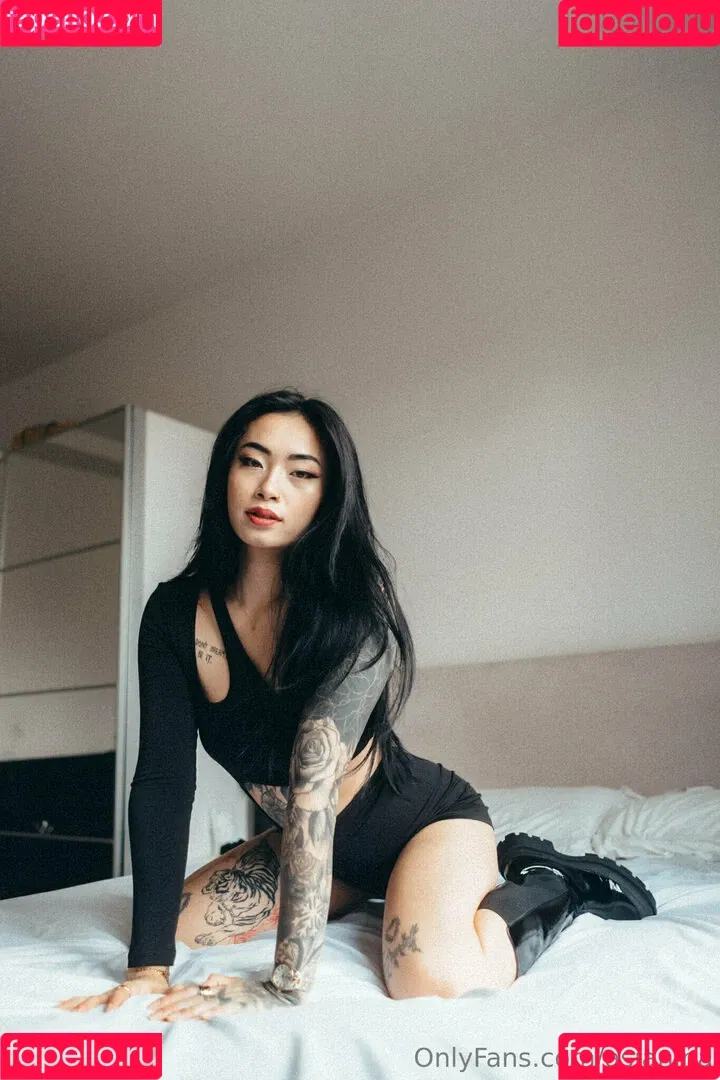 asianina Onlyfans Photo Gallery 