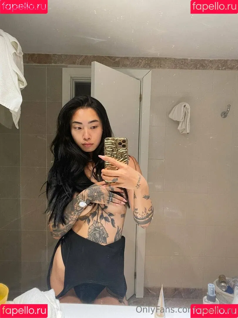 asianina Onlyfans Photo Gallery 