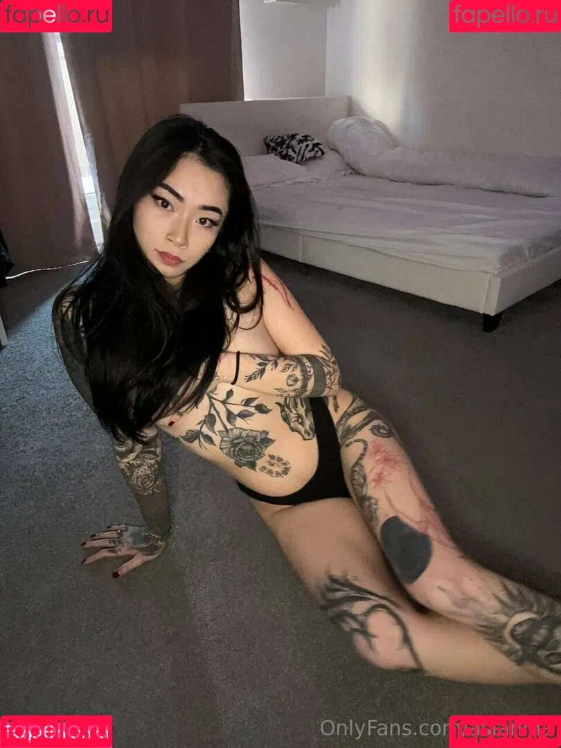 asianina Onlyfans Photo Gallery 