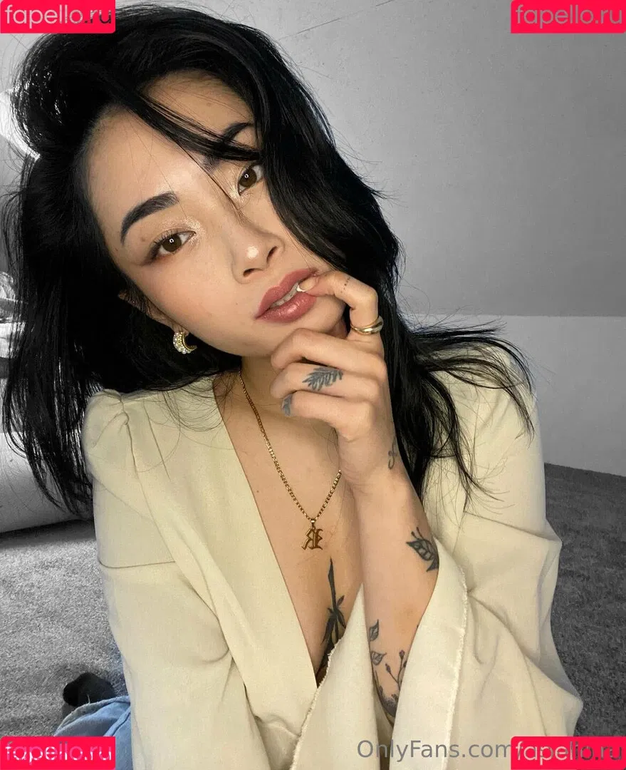 asianina Onlyfans Photo Gallery 