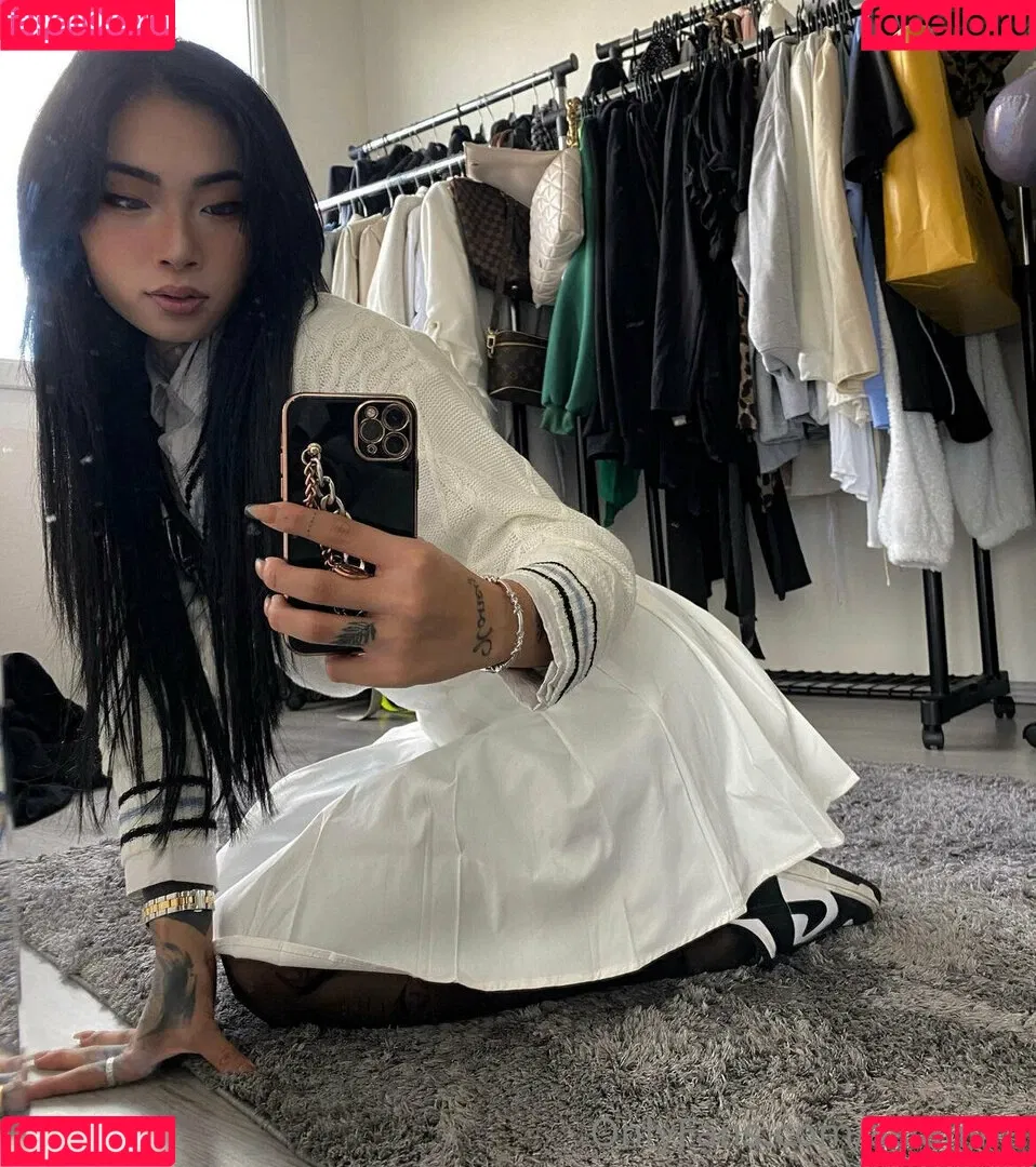 asianina Onlyfans Photo Gallery 
