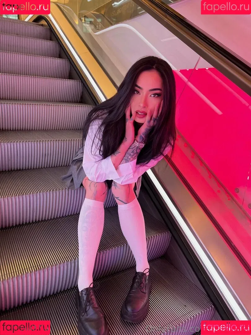 asianina Onlyfans Photo Gallery 