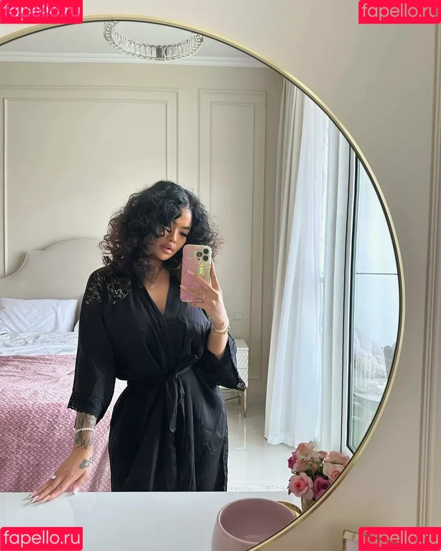 Sarah Nicole Vongphakdy Onlyfans Photo Gallery 