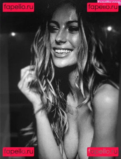 Mathilde Goehler Onlyfans Photo Gallery 