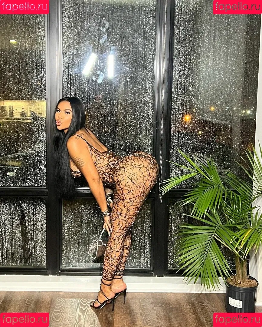 Chinesekitty Onlyfans Photo Gallery 
