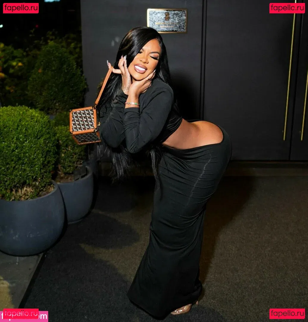 Chinesekitty Onlyfans Photo Gallery 