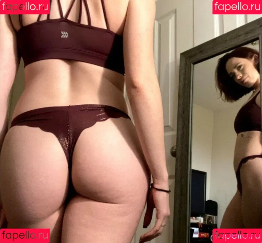 Zoey Brooks Onlyfans Photo Gallery 