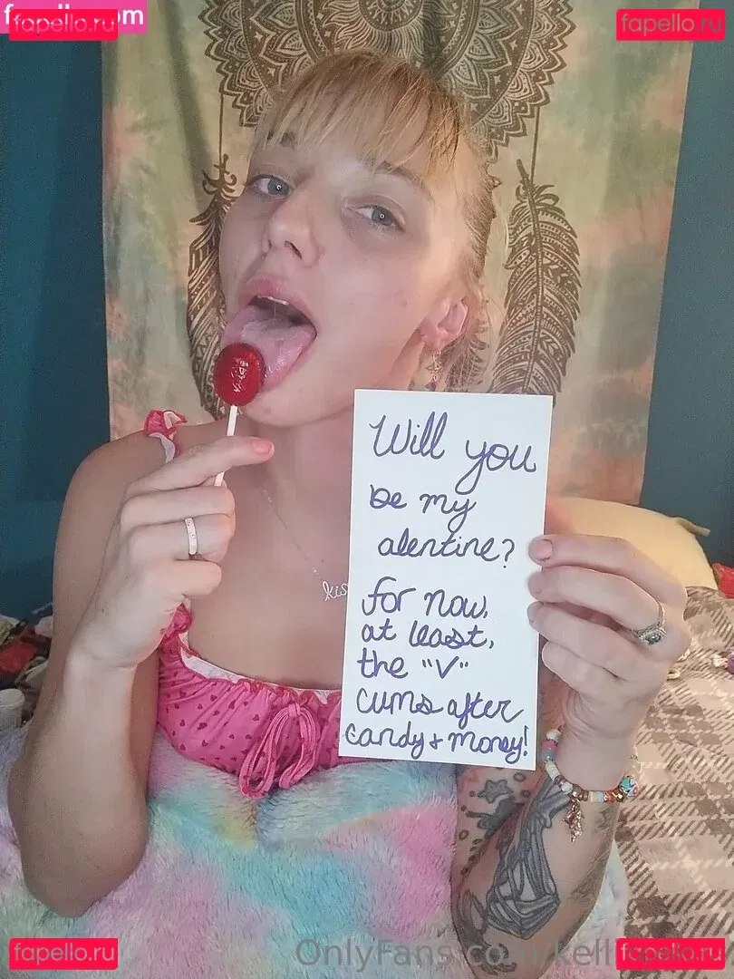 Kelli Kisses Onlyfans Photo Gallery 