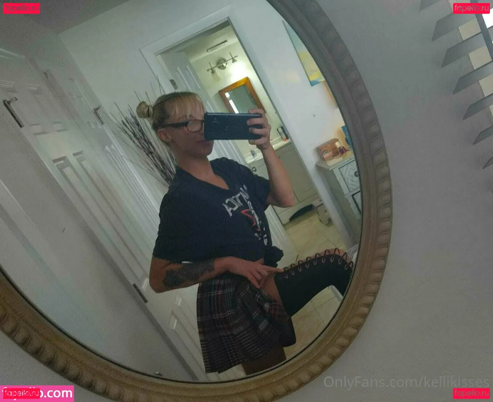 Kelli Kisses Onlyfans Photo Gallery 