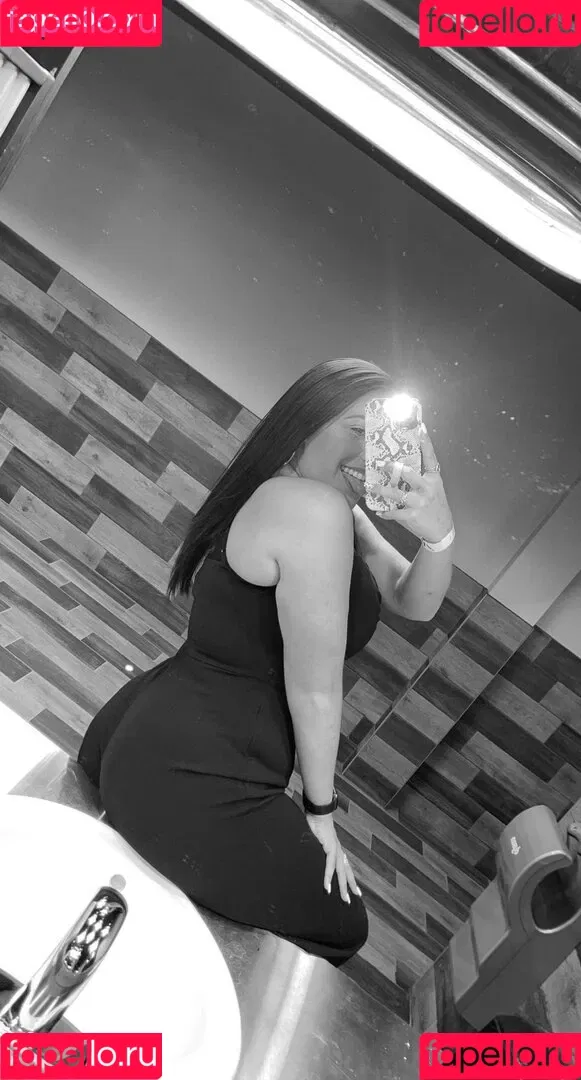 booty_matti0 Onlyfans Photo Gallery 