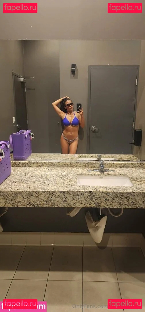 mialelanixxx Nude Onlyfans Photo 6