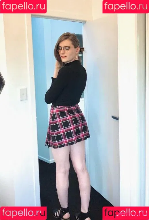 Alice In Wonder1and Onlyfans Photo Gallery 