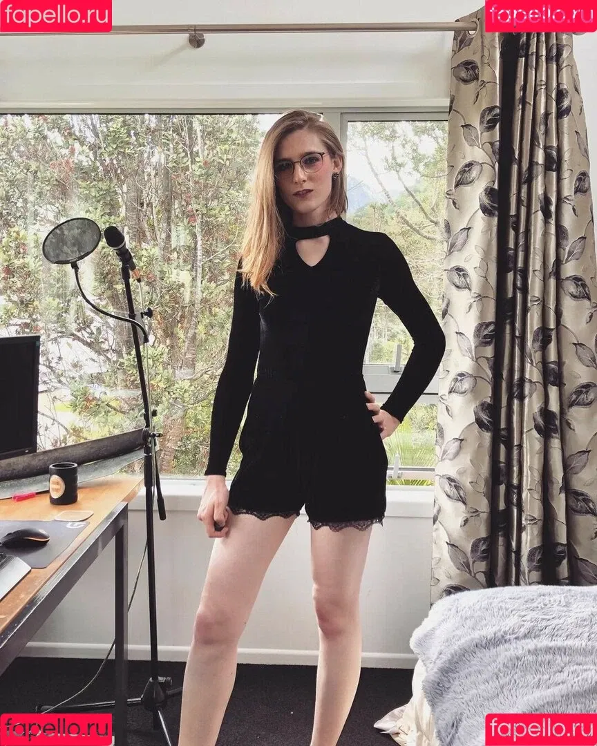 Alice In Wonder1and Onlyfans Photo Gallery 