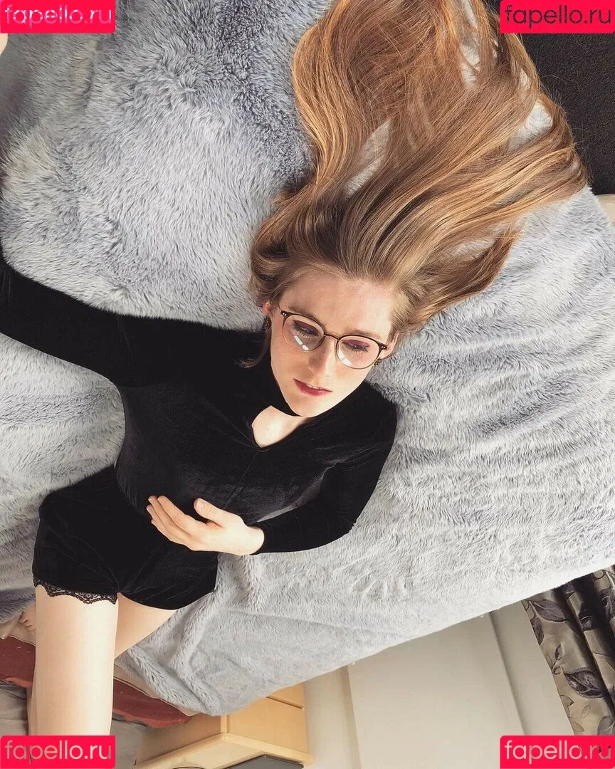 Alice In Wonder1and Onlyfans Photo Gallery 