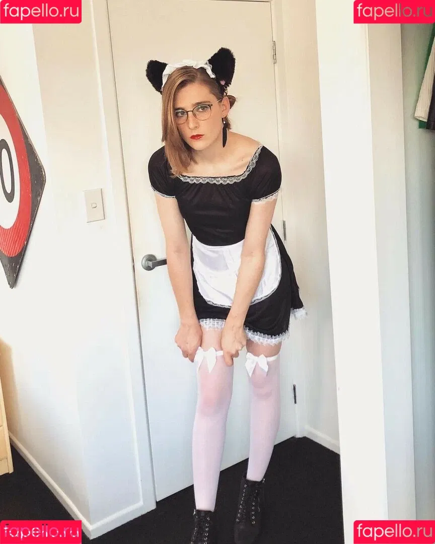 Alice In Wonder1and Onlyfans Photo Gallery 