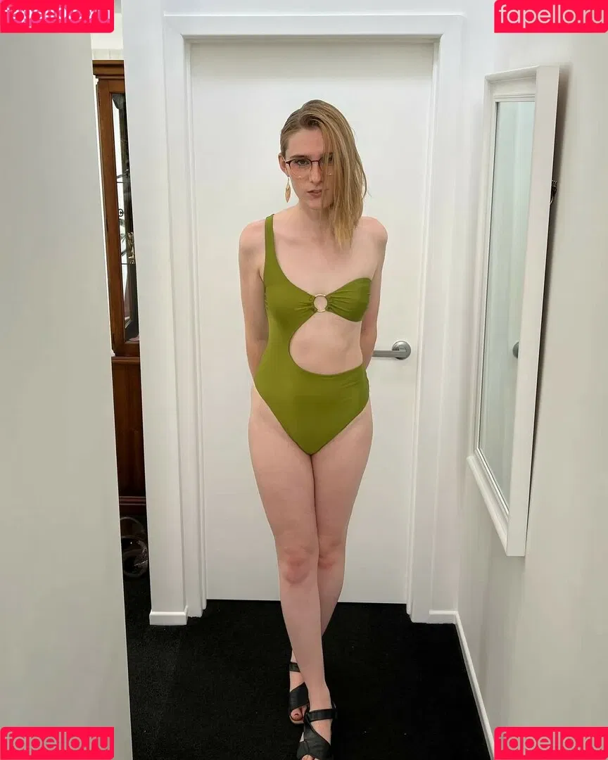 Alice In Wonder1and Onlyfans Photo Gallery 