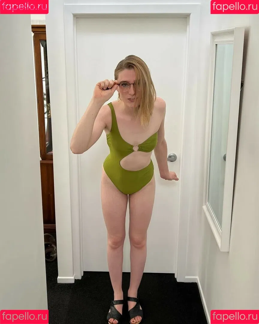 Alice In Wonder1and Onlyfans Photo Gallery 