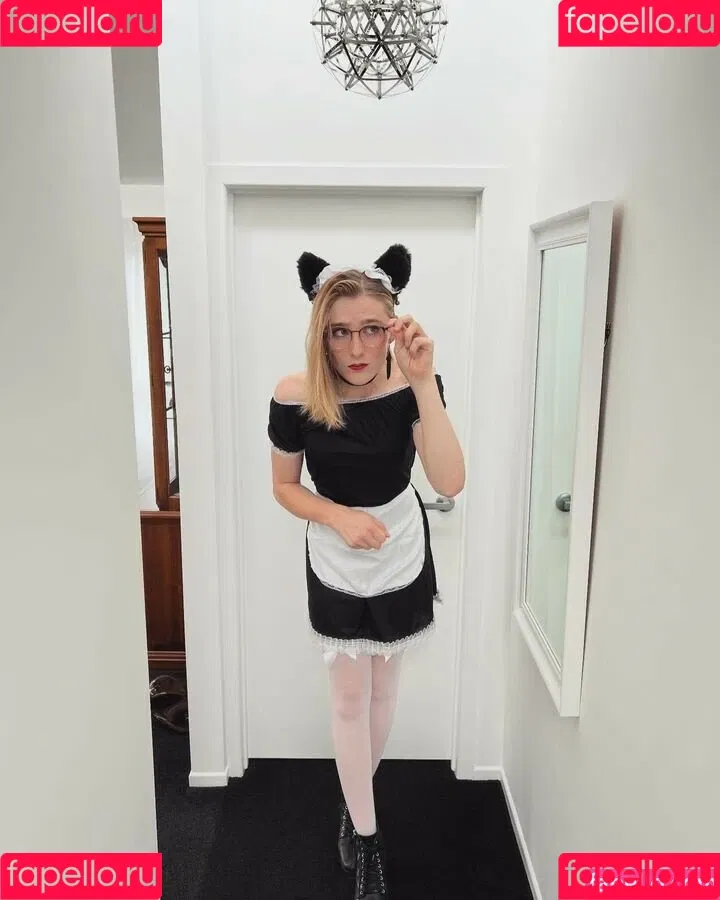 Alice In Wonder1and Onlyfans Photo Gallery 