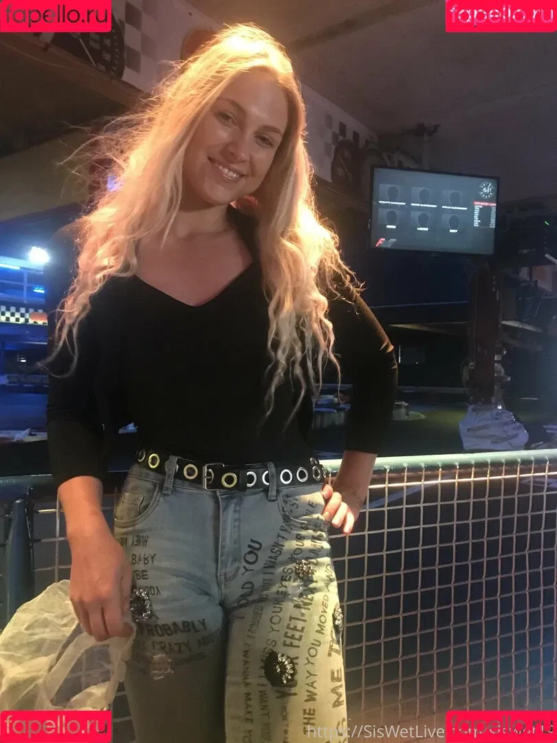siswetlive Onlyfans Photo Gallery 
