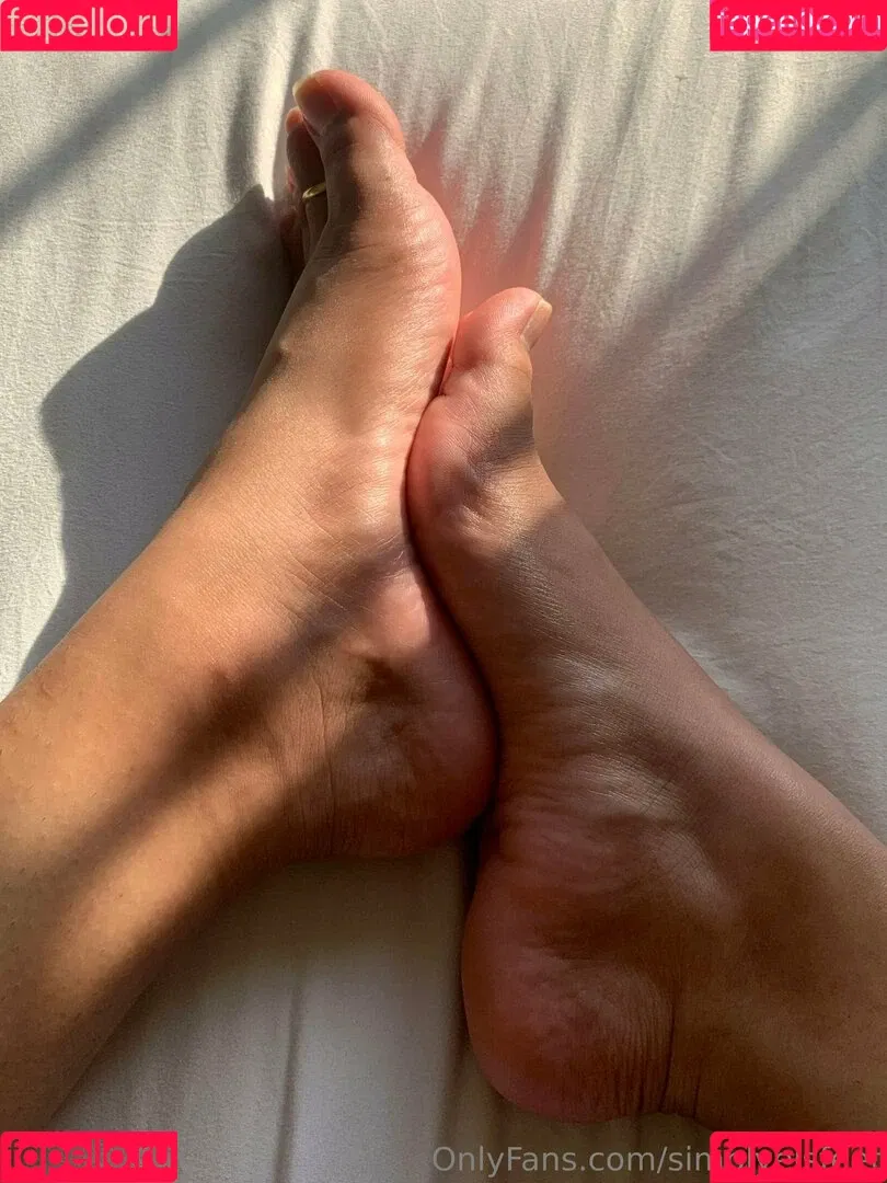 Simplyelsfeet Onlyfans Photo Gallery 