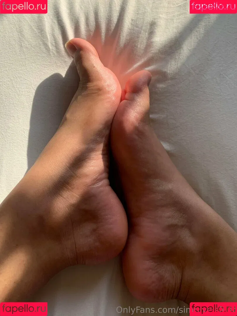 Simplyelsfeet Onlyfans Photo Gallery 