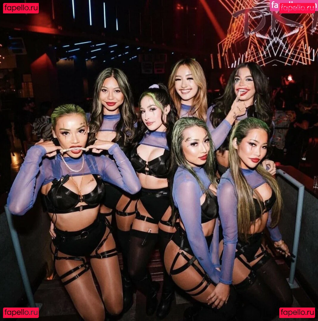 mikoqiqi_ Onlyfans Photo Gallery 