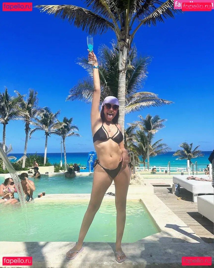 Julieta De Santos Onlyfans Photo Gallery 