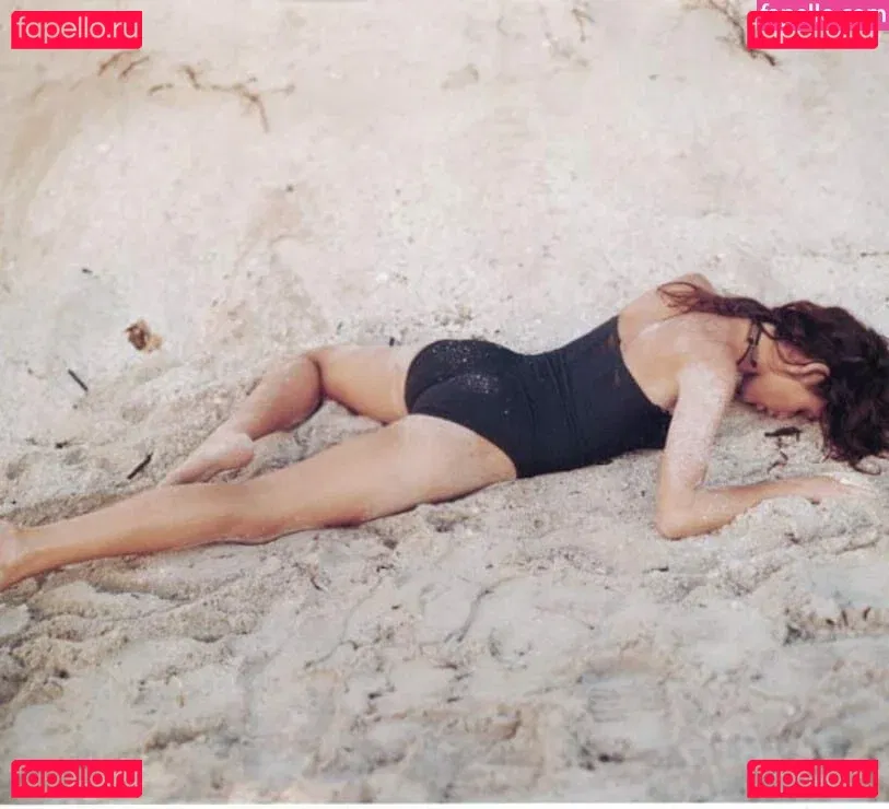 Zoe Duchesne Onlyfans Photo Gallery 