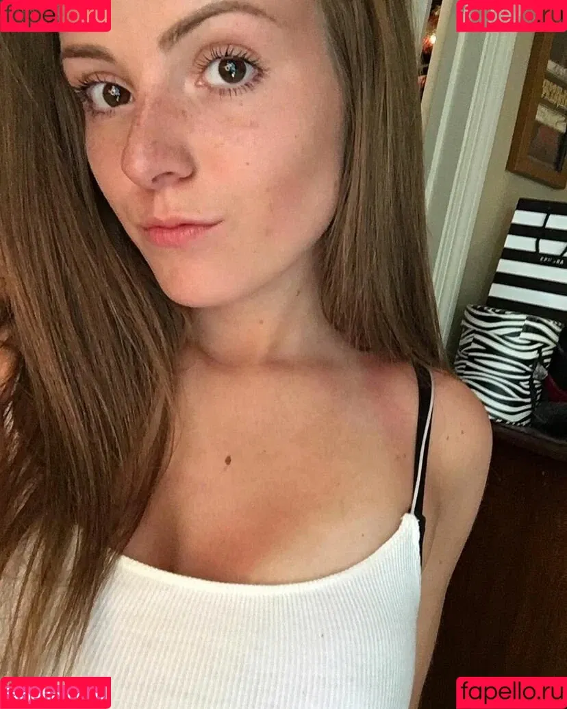 Brenna Winters Onlyfans Photo Gallery 