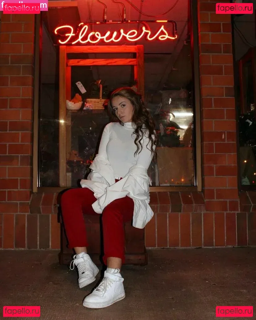 Brenna Winters Onlyfans Photo Gallery 