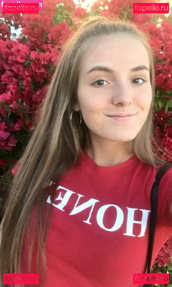 Brenna Winters Onlyfans Photo Gallery 