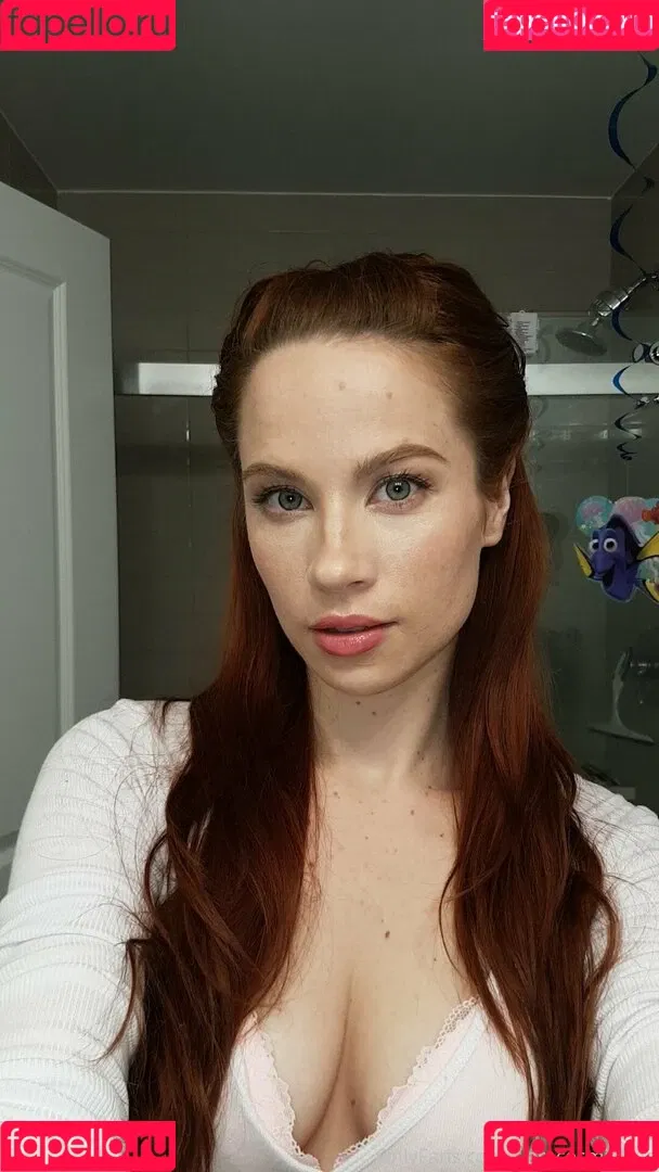 claracosmiafree Onlyfans Photo Gallery 