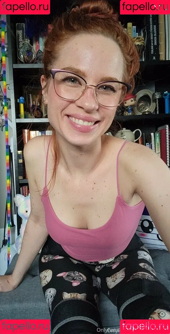 claracosmiafree Onlyfans Photo Gallery 
