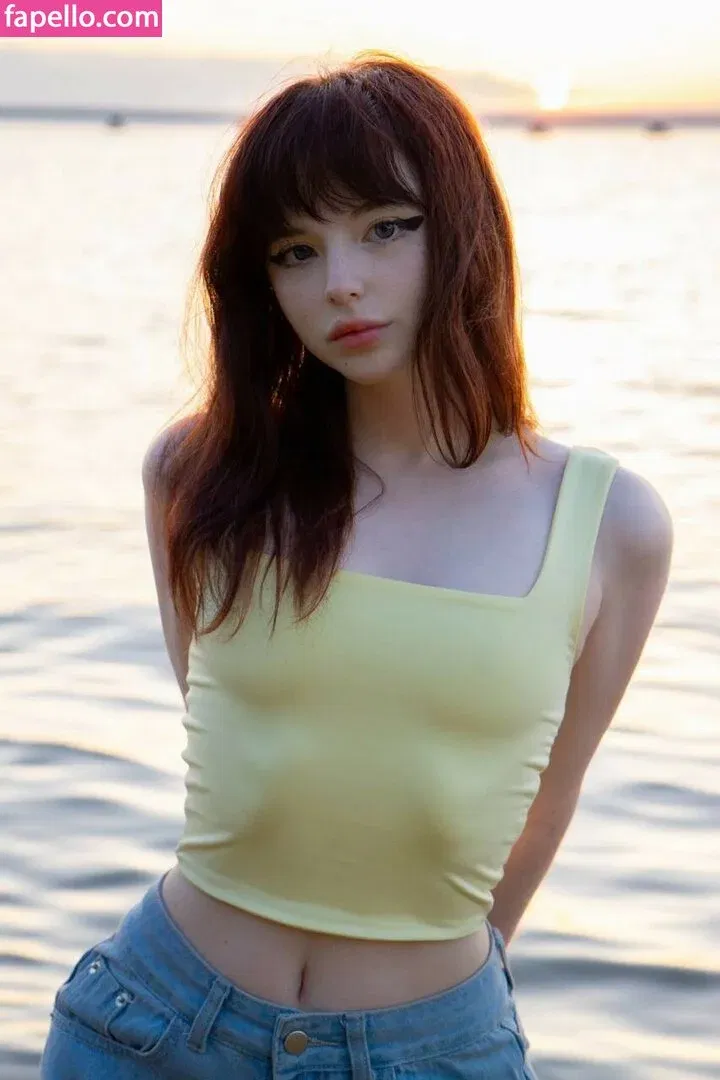 Hina_Airi Onlyfans Photo Gallery 