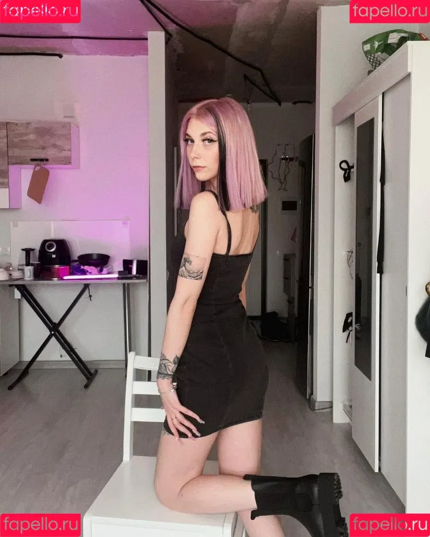 Suramura Onlyfans Photo Gallery 