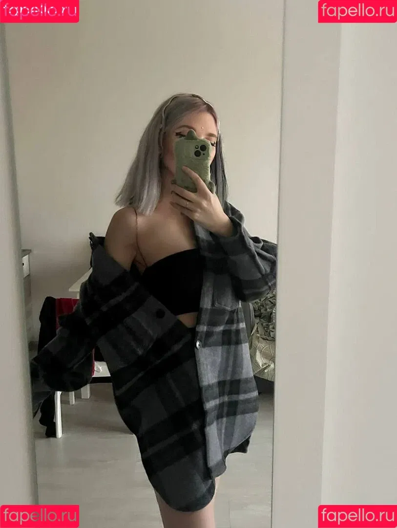 Suramura Onlyfans Photo Gallery 