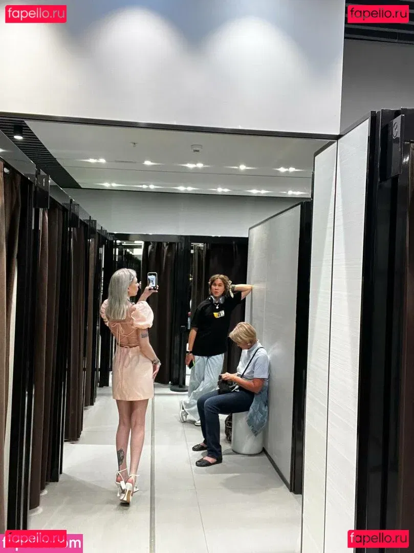 Suramura Onlyfans Photo Gallery 