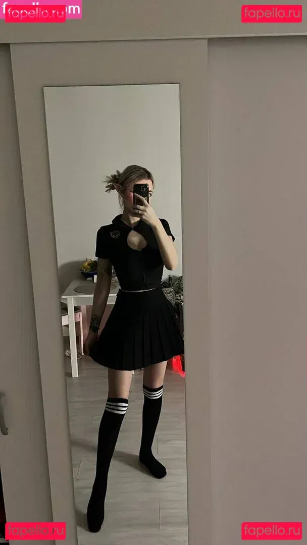 Suramura Onlyfans Photo Gallery 