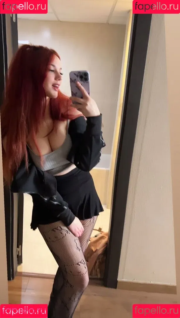 Zeling Onlyfans Photo Gallery 