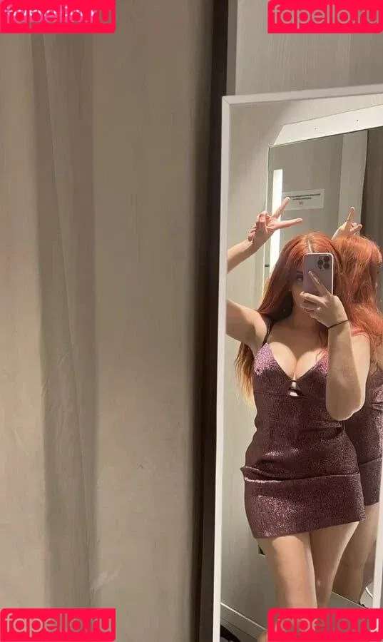 Zeling Onlyfans Photo Gallery 