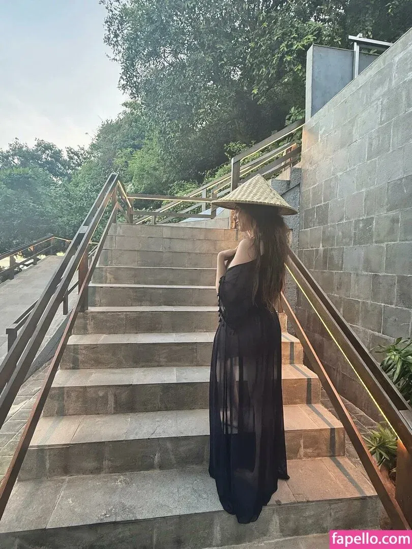 Zeling Onlyfans Photo Gallery 